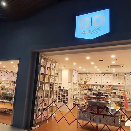 Kozi Square New Sgh Cozy Home Lv7B Kuching Buitenkant foto