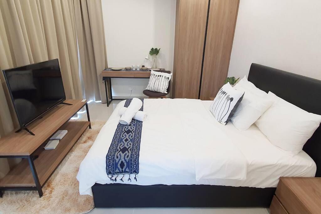 Kozi Square New Sgh Cozy Home Lv7B Kuching Buitenkant foto