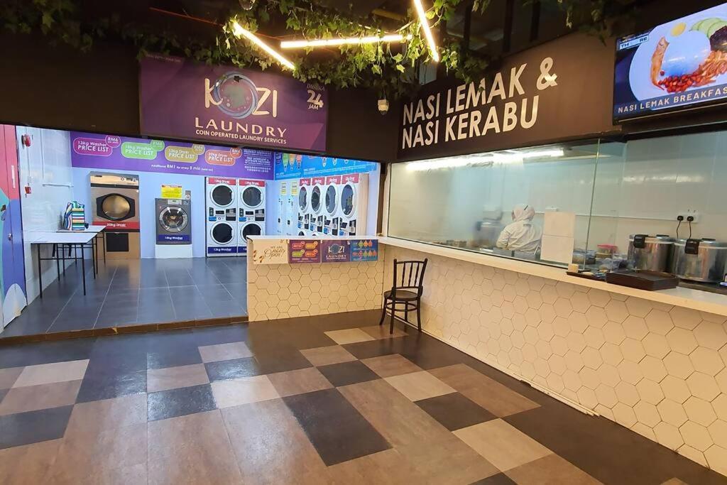 Kozi Square New Sgh Cozy Home Lv7B Kuching Buitenkant foto