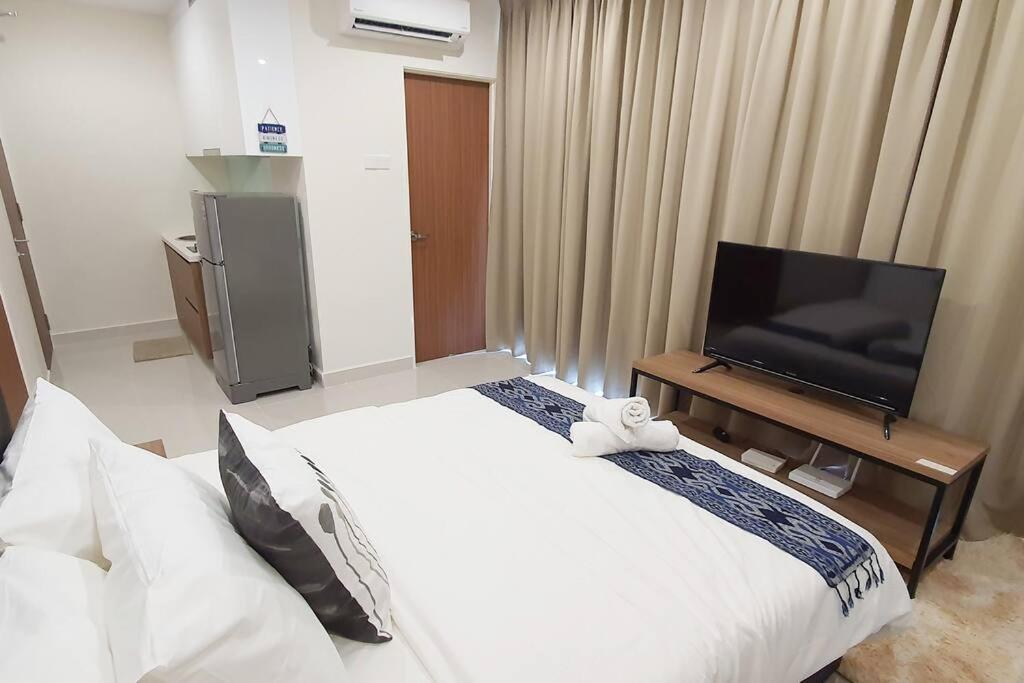 Kozi Square New Sgh Cozy Home Lv7B Kuching Buitenkant foto